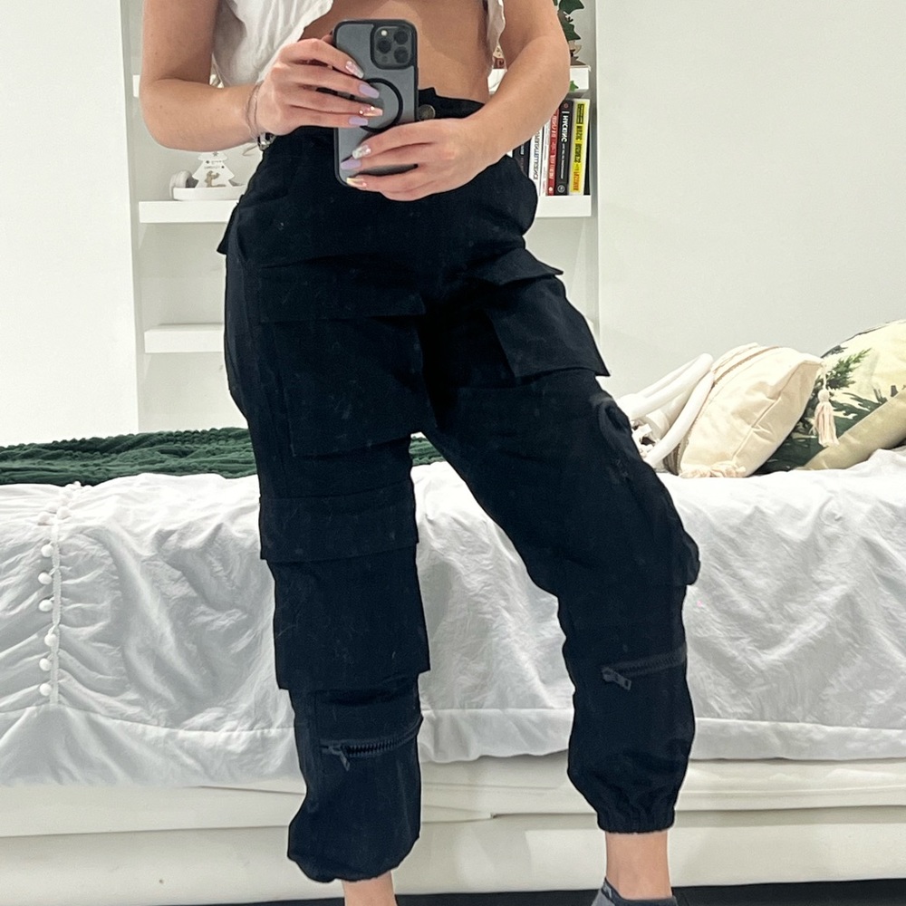 Cargo pants - Picture 3 of 3